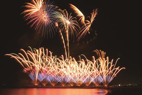 沖縄最大級の花火イベント「琉球海炎祭2022」へ！